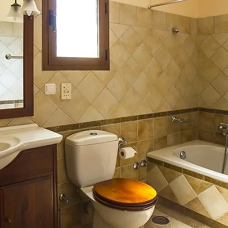 Vila Garnelis House Agnítsini
