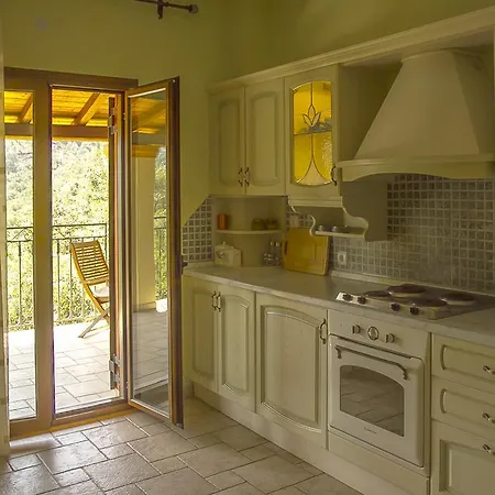Villa Garnelis House Agnitsini